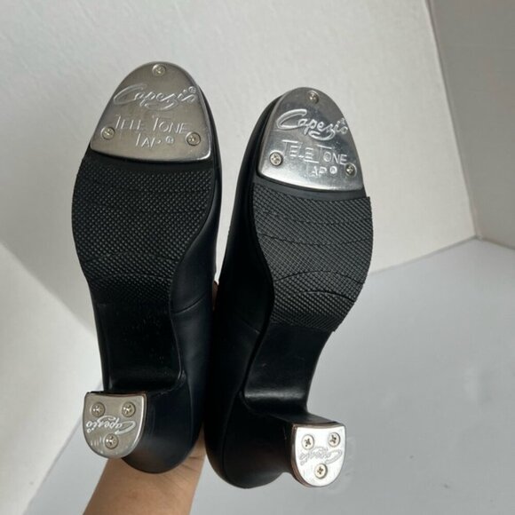 Capezio - Women's Manhattan Xtreme Tap Shoes - Black. Size: 4W. NIB. (1839) - Picture 5 of 16